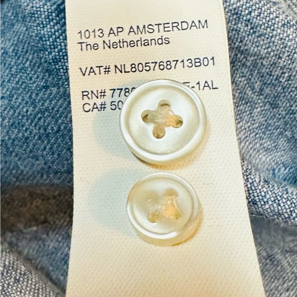 Men’s Tommy Hilfiger Blue Denim Shirt - Picture 5 of 5